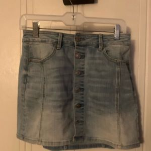 denim skirt